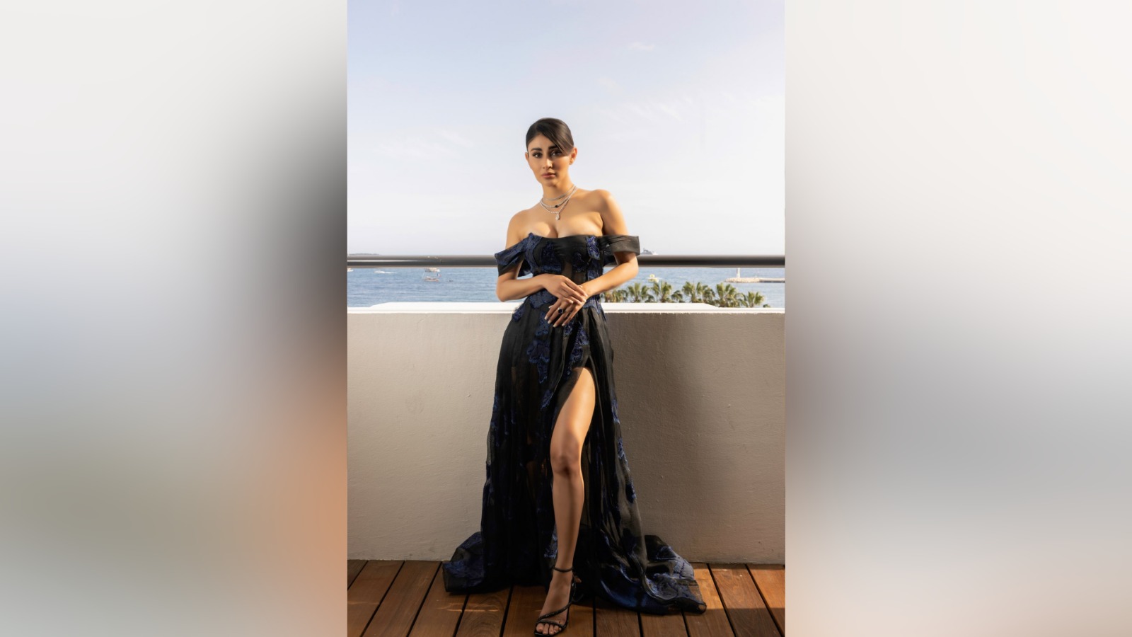Mouni Roy