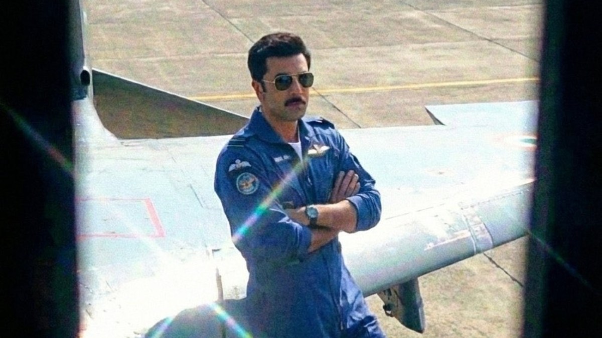 Love and War के सेट से लीक हुई तस्वीर, रणबीर के पायलट लुक ने फैंस को बना दिया दीवाना